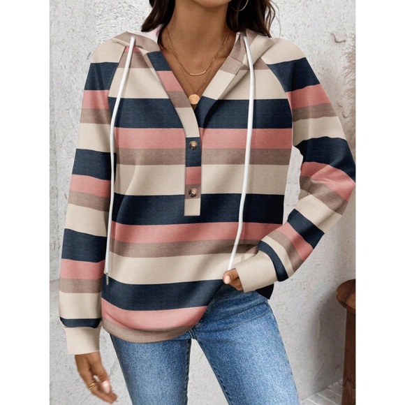 NEW Shein Women's Plus Size Striped Hooded Sweatshirt (Size 20/4XL) - Picture 1 of 10